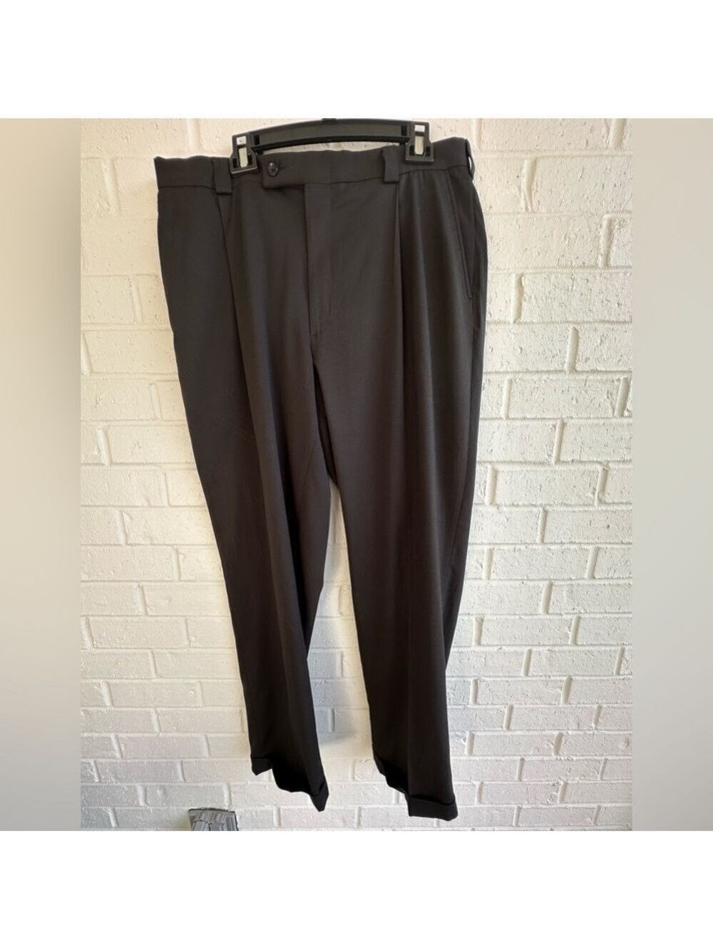 Geoffrey Beene Men’s Black Dress Pants Size 36x34 Pleats & Cuffed